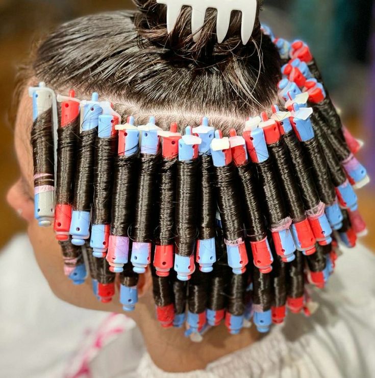 Lockenfrisur – Inspiration für Locken und Dauerwelle bei NewStyle