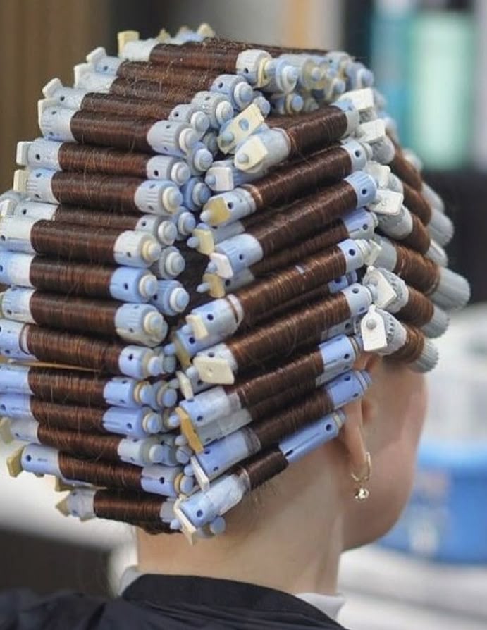 Lockenfrisur – Inspiration für Locken und Dauerwelle bei NewStyle