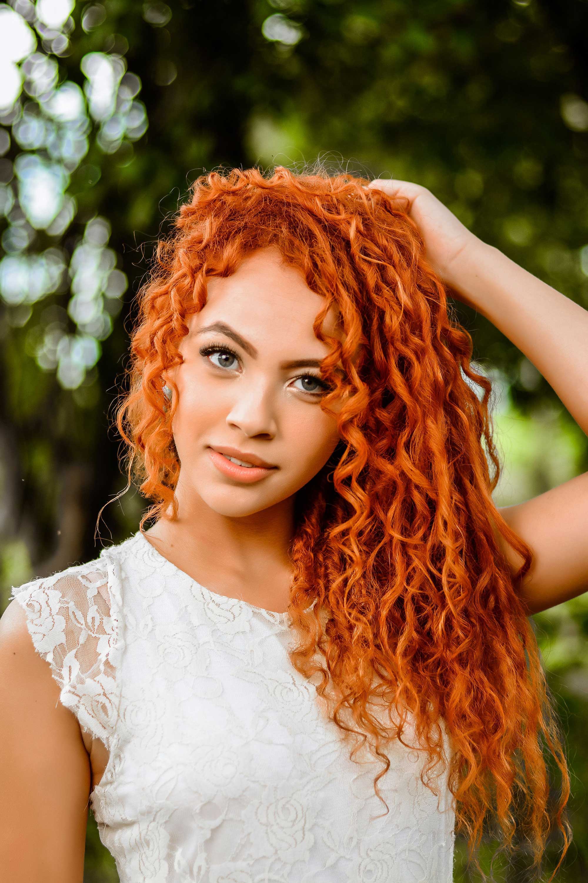 Lockenfrisur – Inspiration für Locken und Dauerwelle bei NewStyle