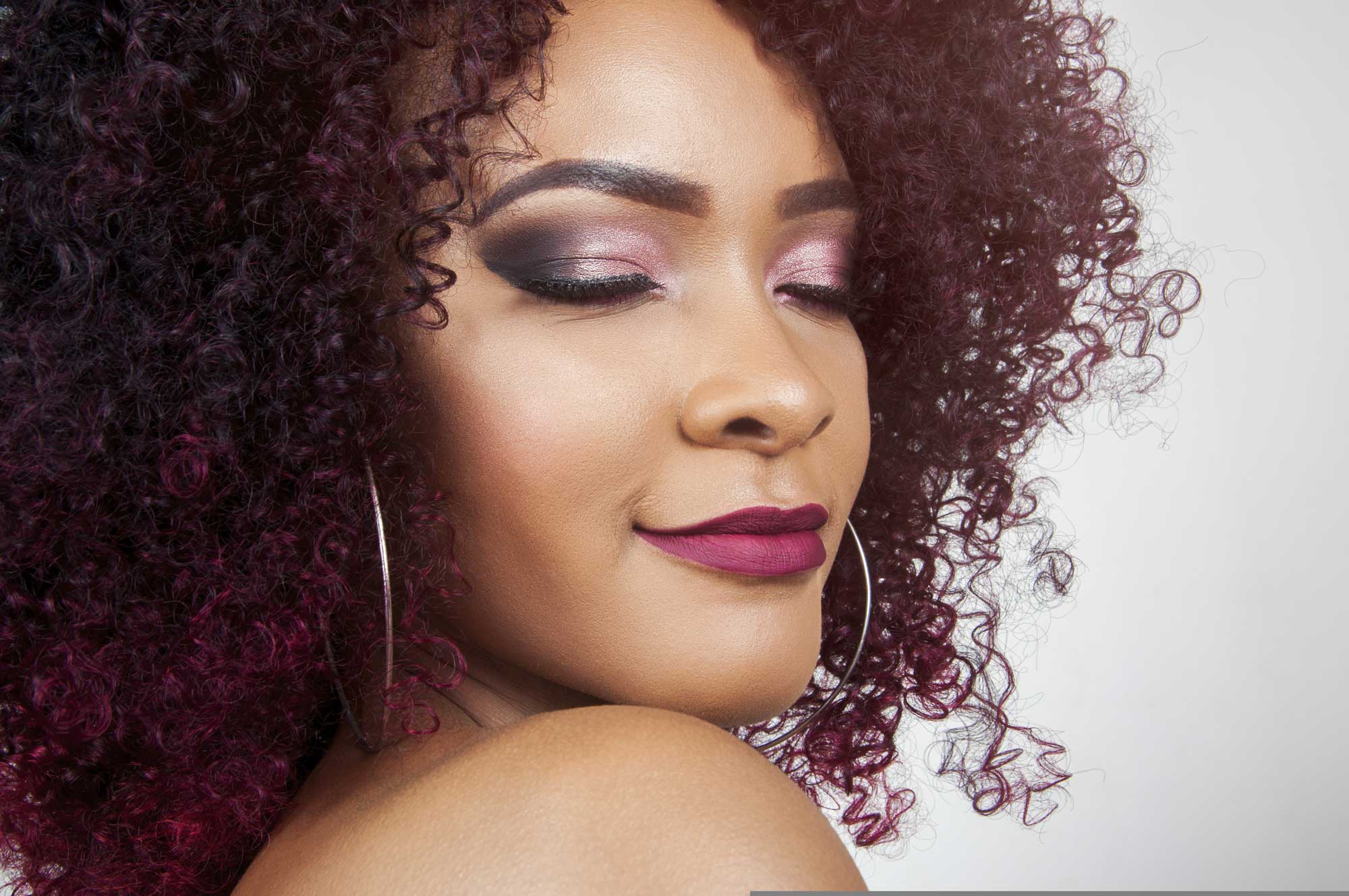 Lockenfrisur – Inspiration für Locken und Dauerwelle bei NewStyle